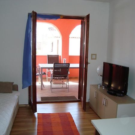 Apartments Josip Pinezići 外观 照片